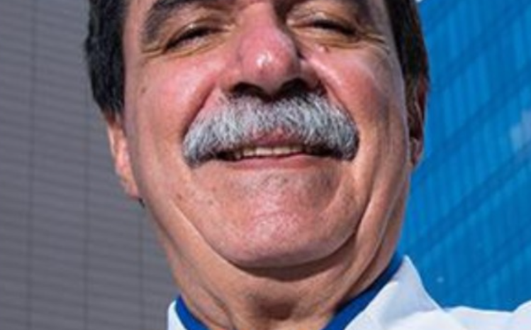  Dr. Feliz Gil Carrasco